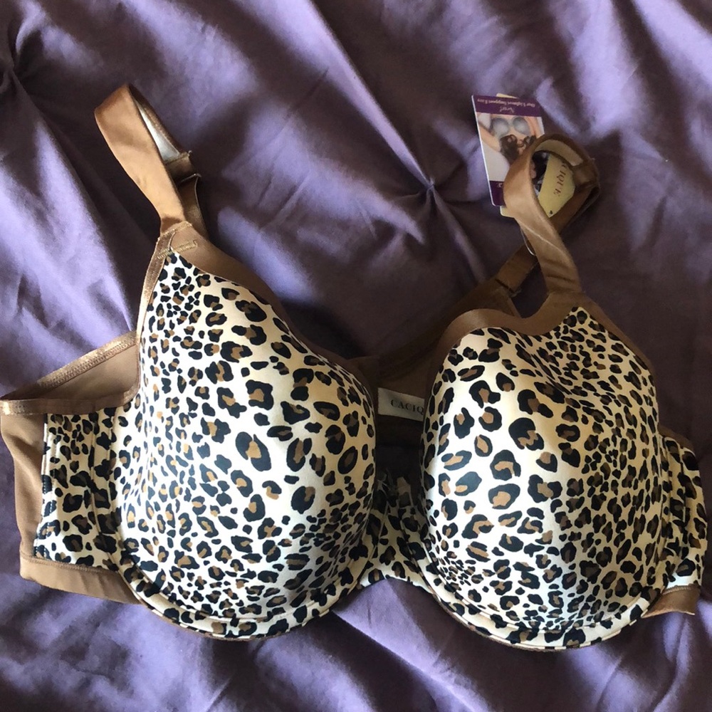 42D Full coverage Leopard Cacique bra NWT